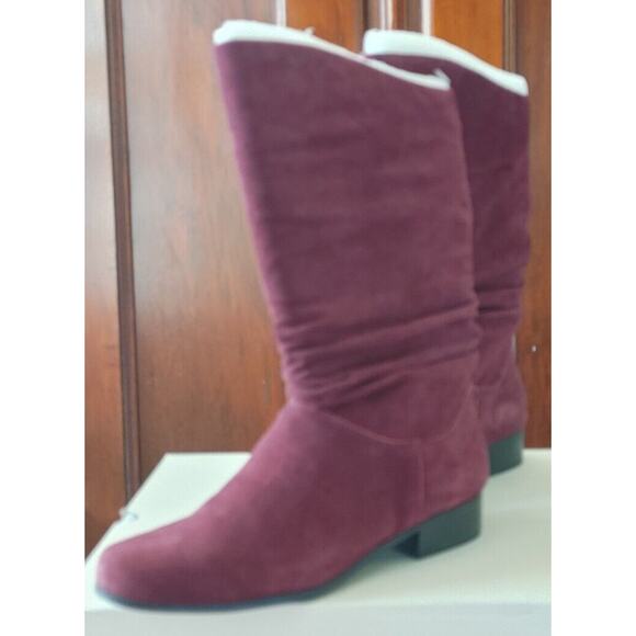 NIB st johns bay Boots "Jamie" Burgundy 9M (B) Ladies Real Leather Suede - Picture 4 of 4
